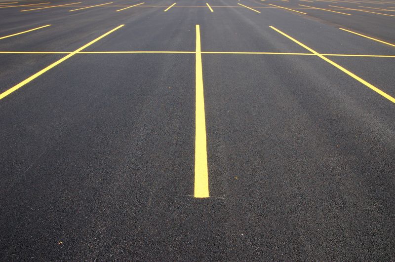 Sealing Commercial Parking Lot